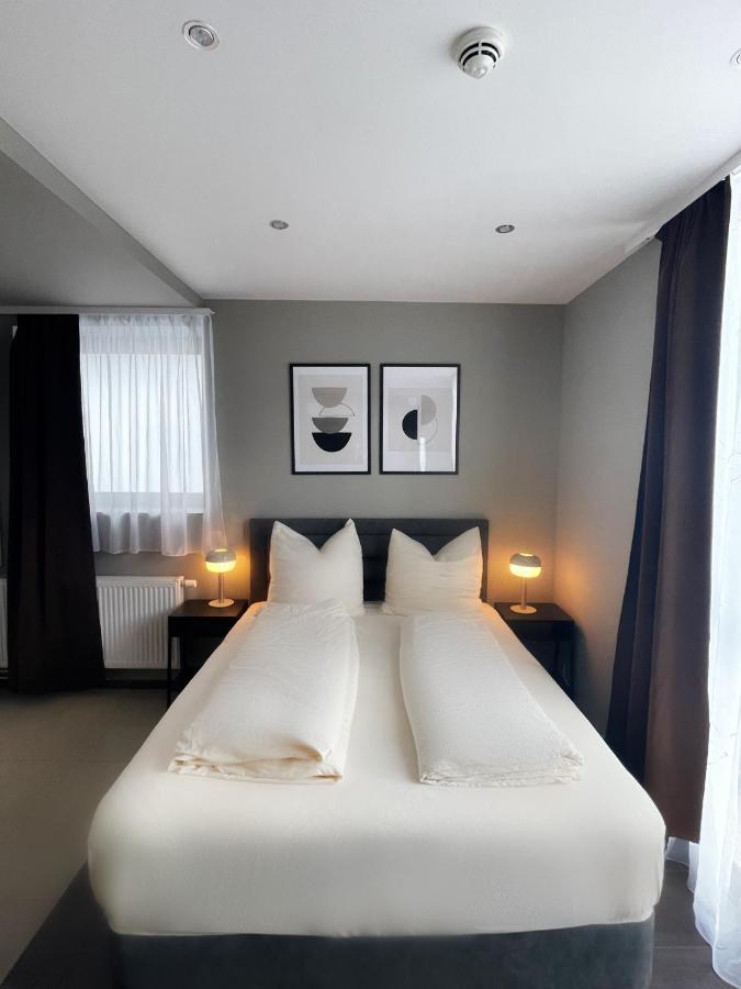 Mala Me Hotel Ганновер Экстерьер фото