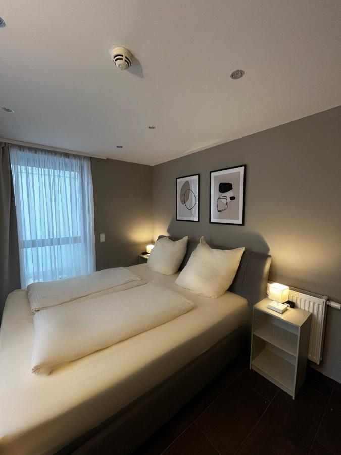 Mala Me Hotel Ганновер Экстерьер фото