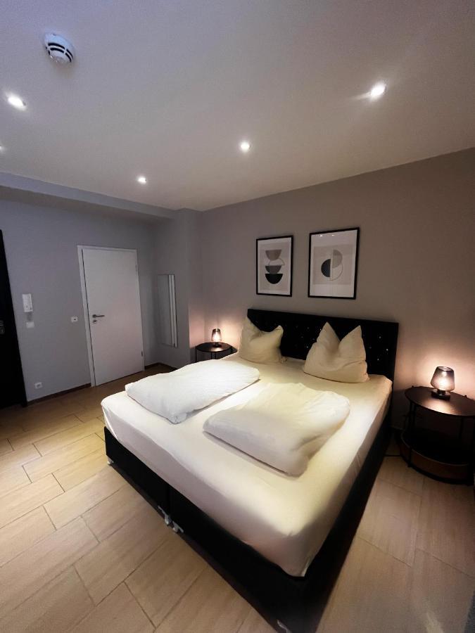 Mala Me Hotel Ганновер Экстерьер фото